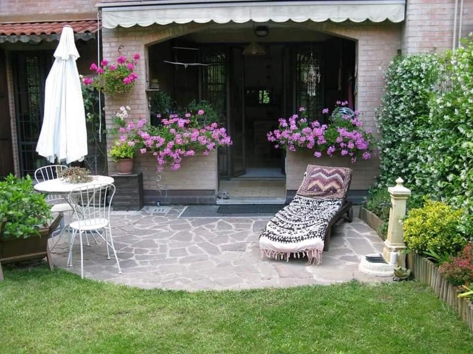 Casa Vacanze Viaggi Dipinti Monterenzio Eksteriør billede