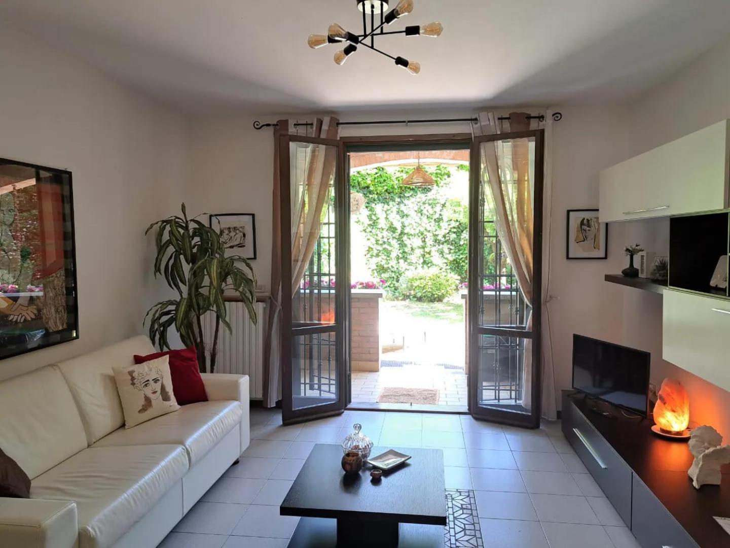 Casa Vacanze Viaggi Dipinti Monterenzio Eksteriør billede